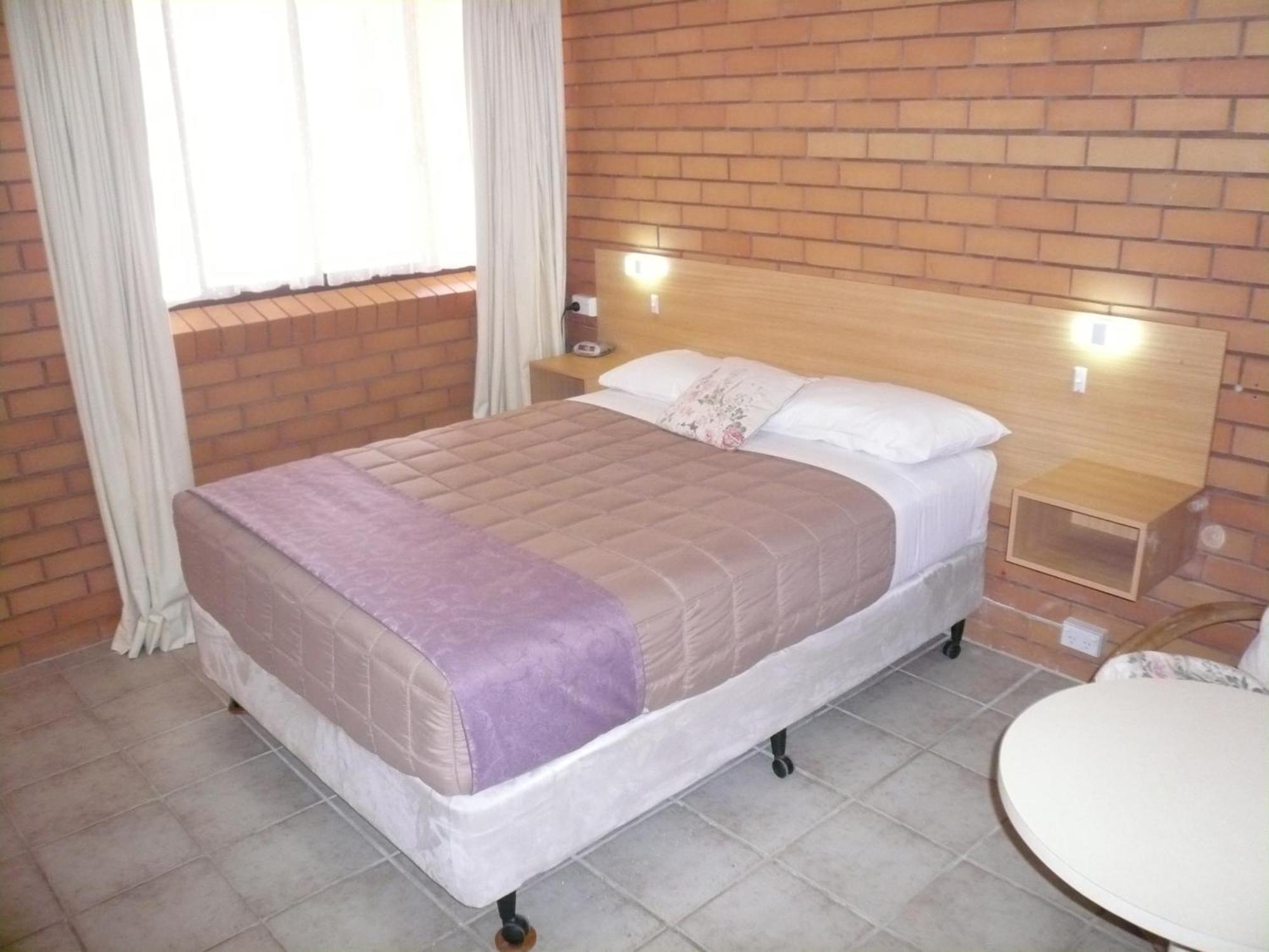 Grong Grong Motor Inn Phòng bức ảnh