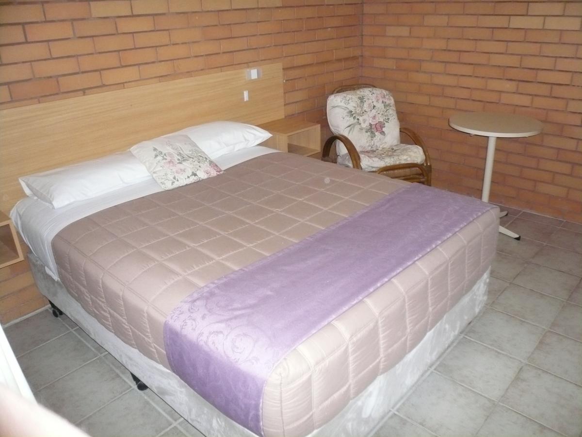 Grong Grong Motor Inn Phòng bức ảnh